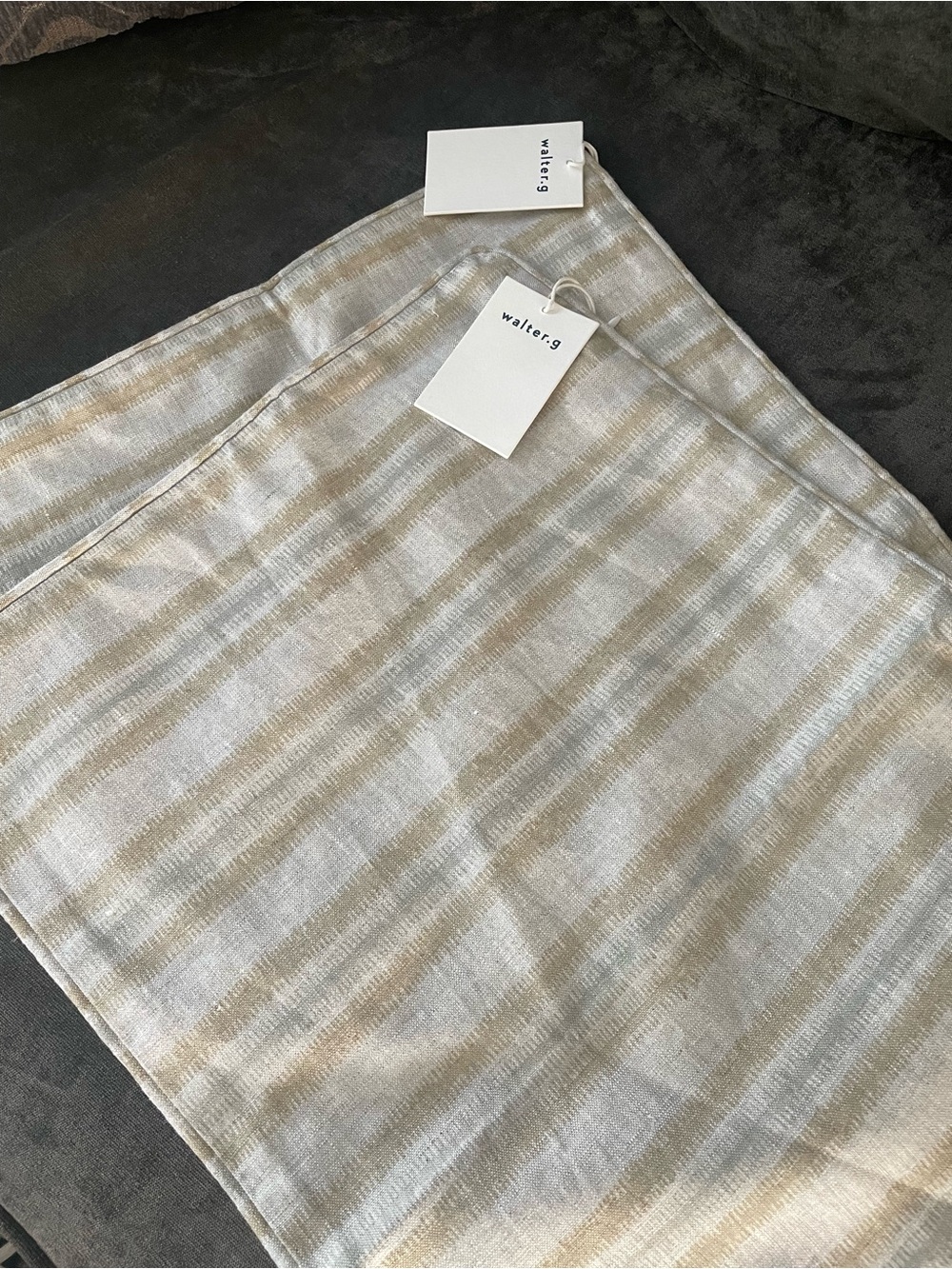 BNWT Walter G “Indira Elm” Linen Pillow Covers – Set of 2 (35x55cm)